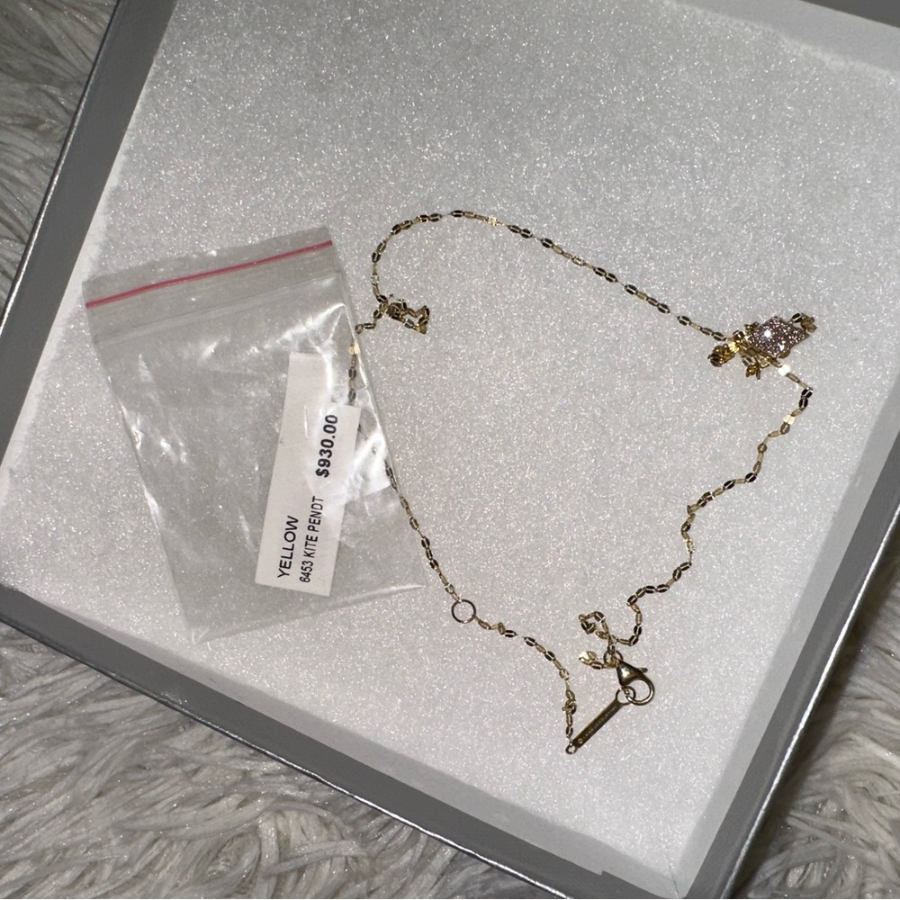 LANA
14k Diamond Mini Kite Pendant Necklace - Picture 4 of 8